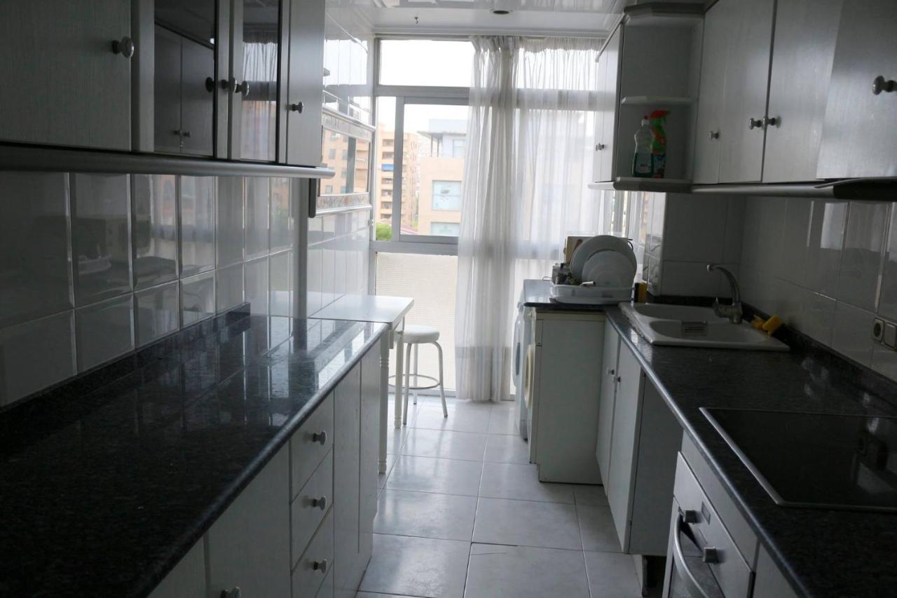 Bigger Flat For Holiday Near Beach Ideal For Familie With Climatisacion Valencia Exterior foto